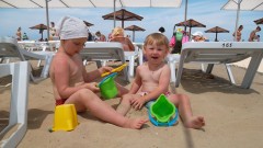 2011-07-27_mon_deti_na_more_3